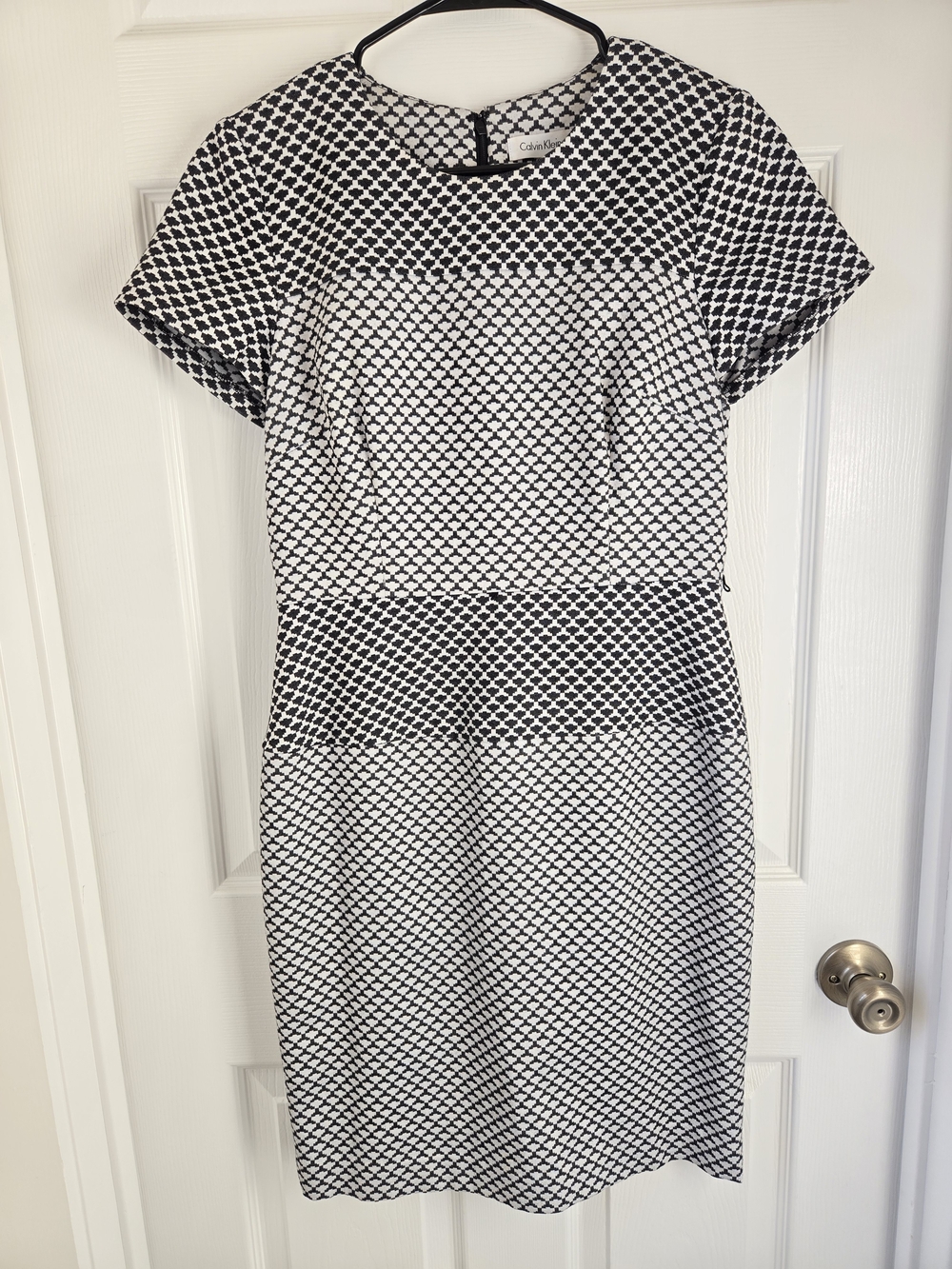 Calvin Klein Black and White Patterned Sheath Dress